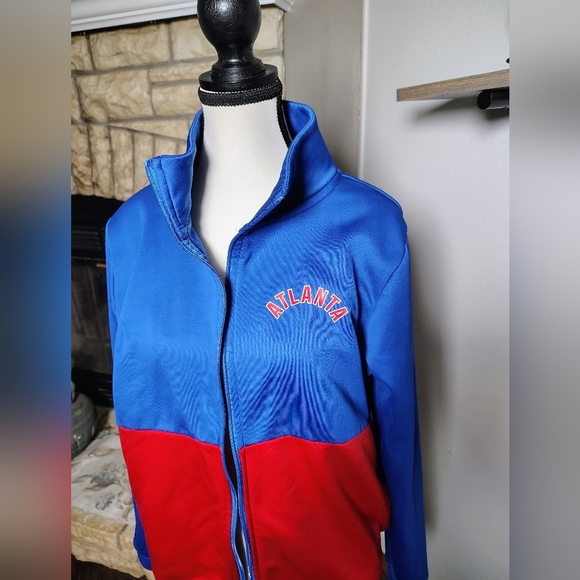 Victoria's Secret Pink Collection Atlanta Braves Jacket - Picture 2 of 4